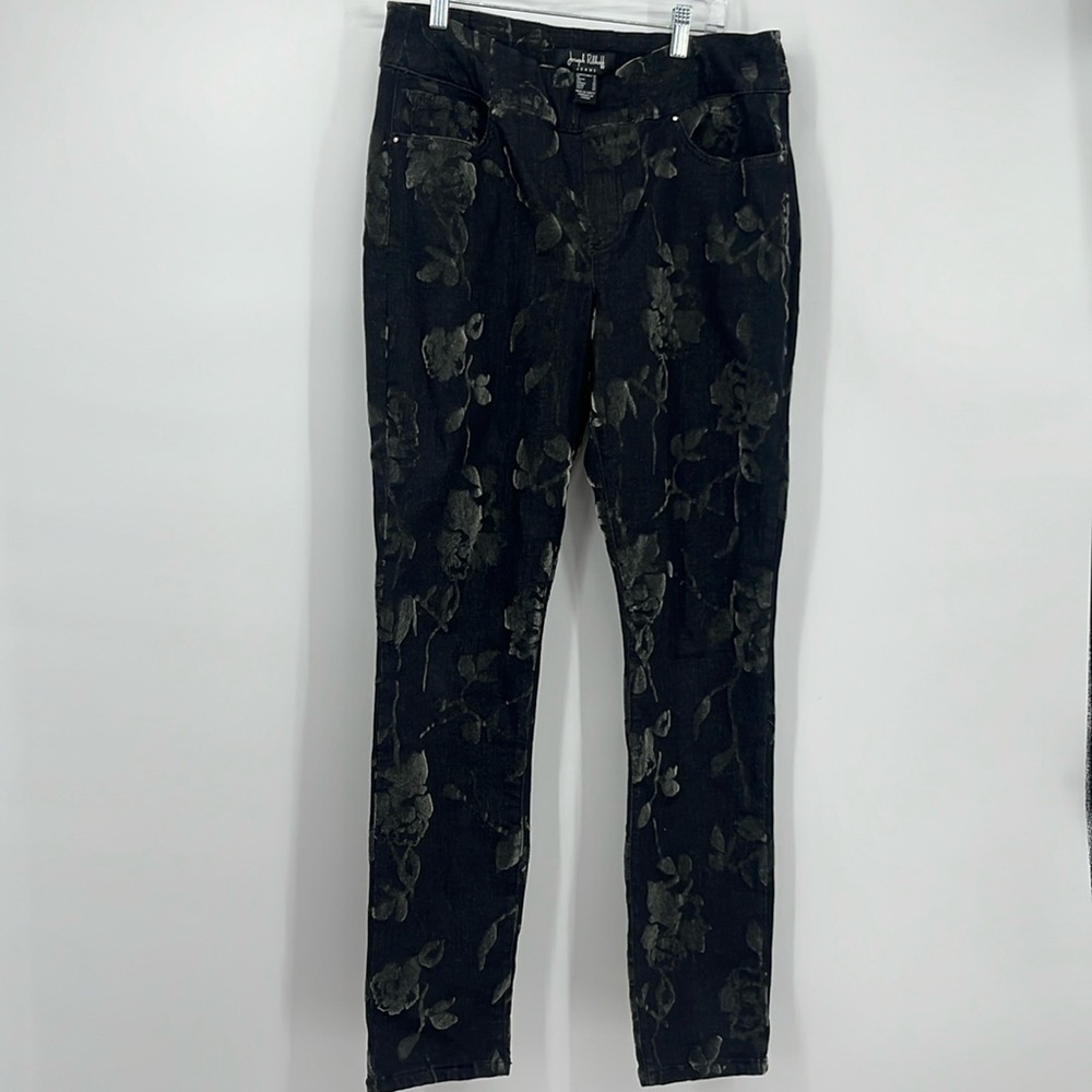 Joseph Ribkoff Black Floral Velvet Burnout Jeans Women’s Size 10 Excellent